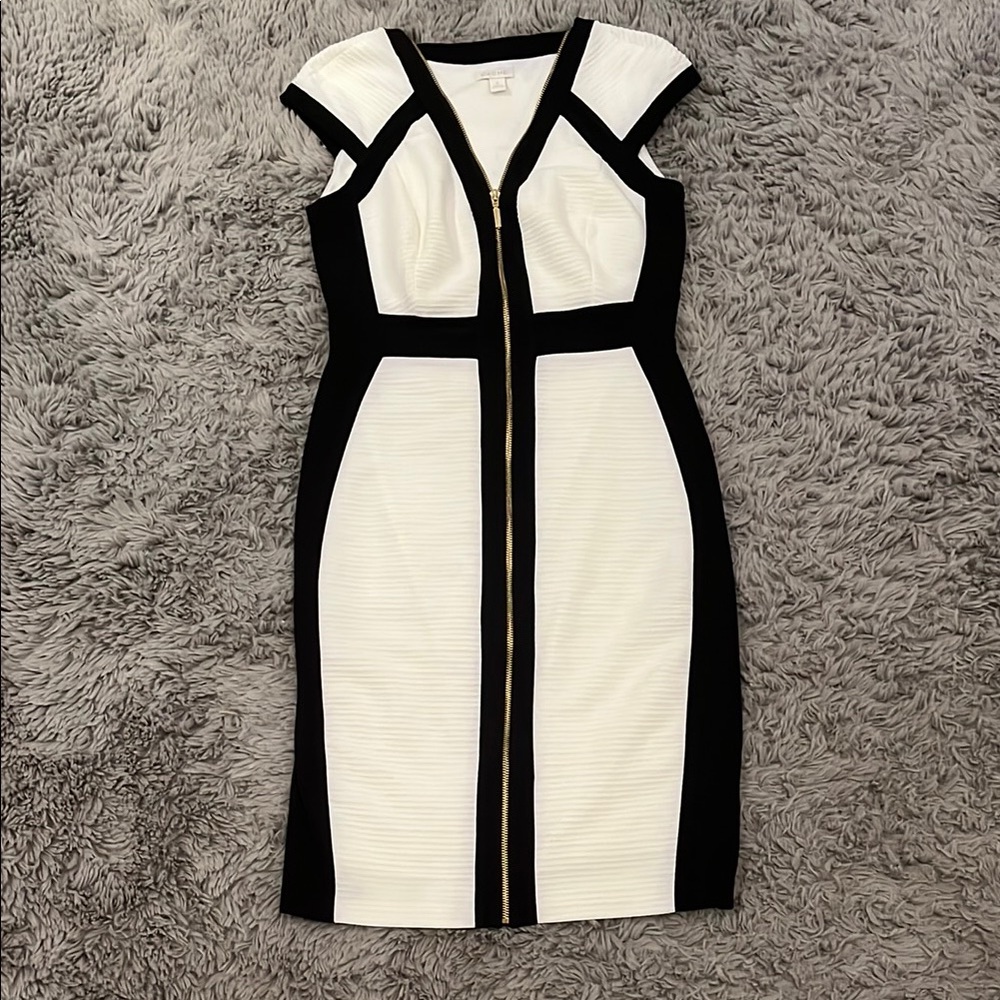 CACHE Cream Sheath Midi Dress with V-Neck for Cocktail